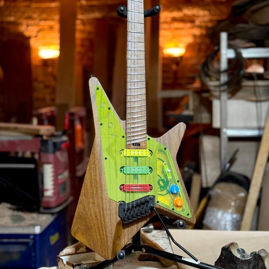 guitar bridge tremolo headless tuner multiscale