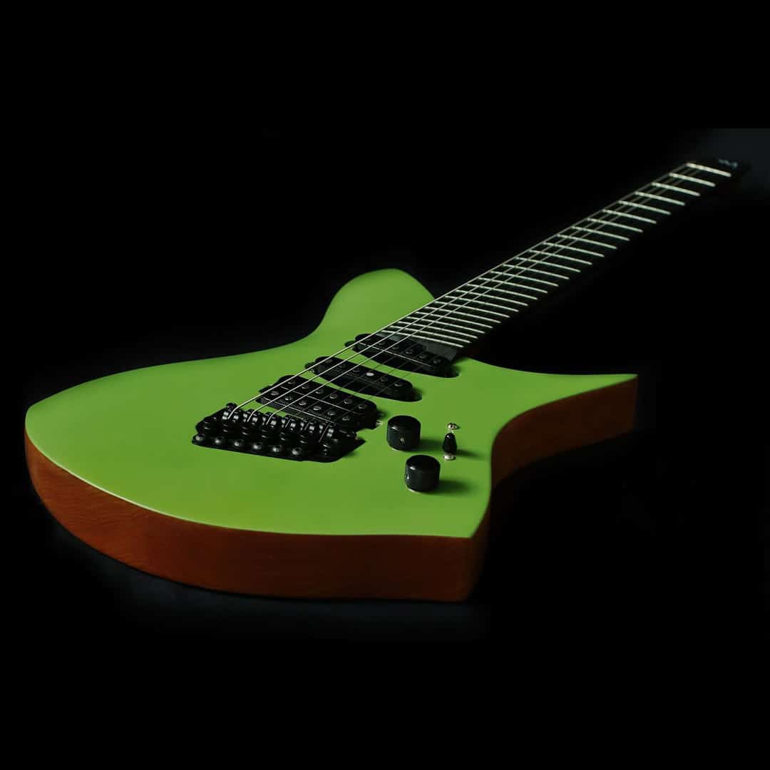 multiscale-headless-tremolo-bridge-mub